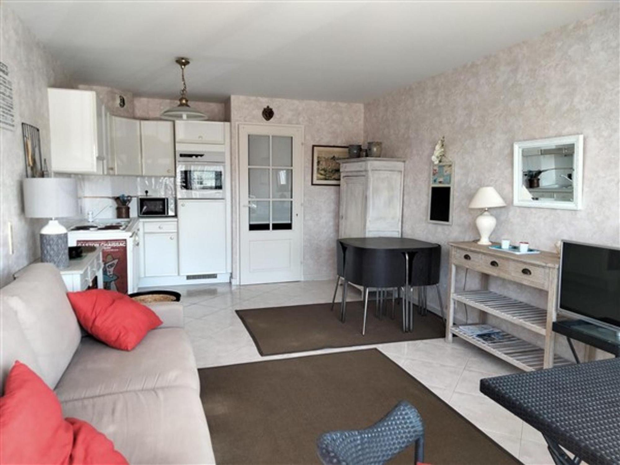 Studio Les Sables-d'Olonne, 1 pièce, 3 personnes - FR-1-331-202 Extérieur photo