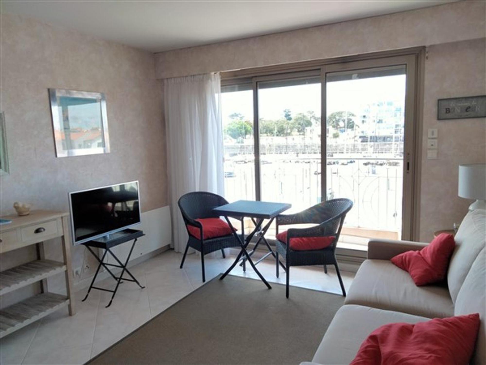 Studio Les Sables-d'Olonne, 1 pièce, 3 personnes - FR-1-331-202 Extérieur photo